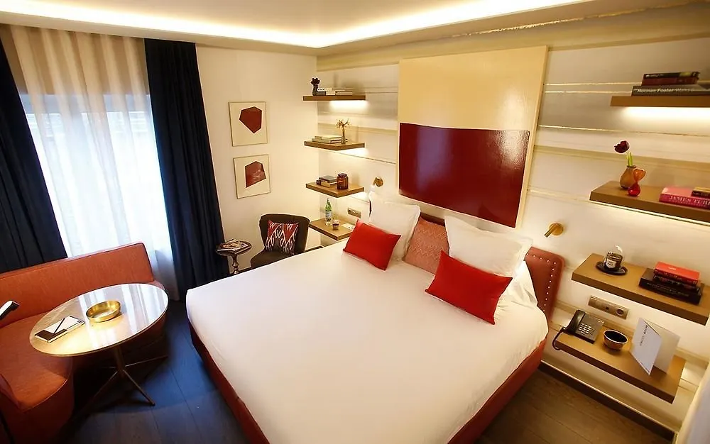Hotel Vincci Mae Barcelona 4*,